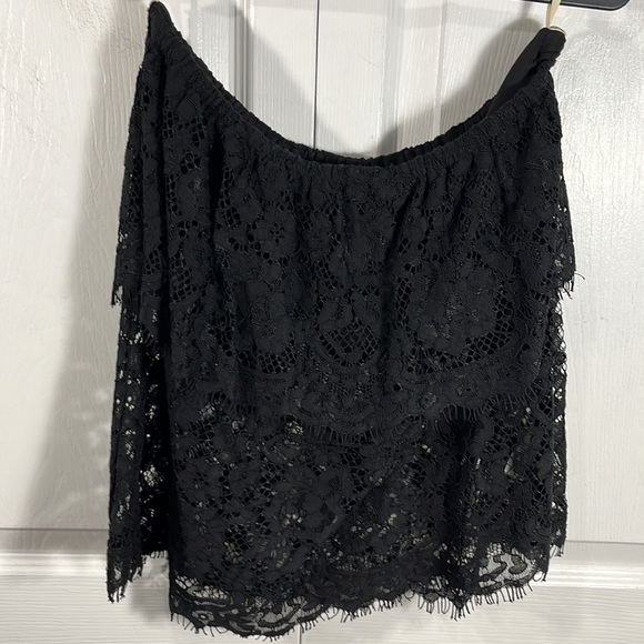 Aritzia Wilfred lace top - Picture 2 of 4